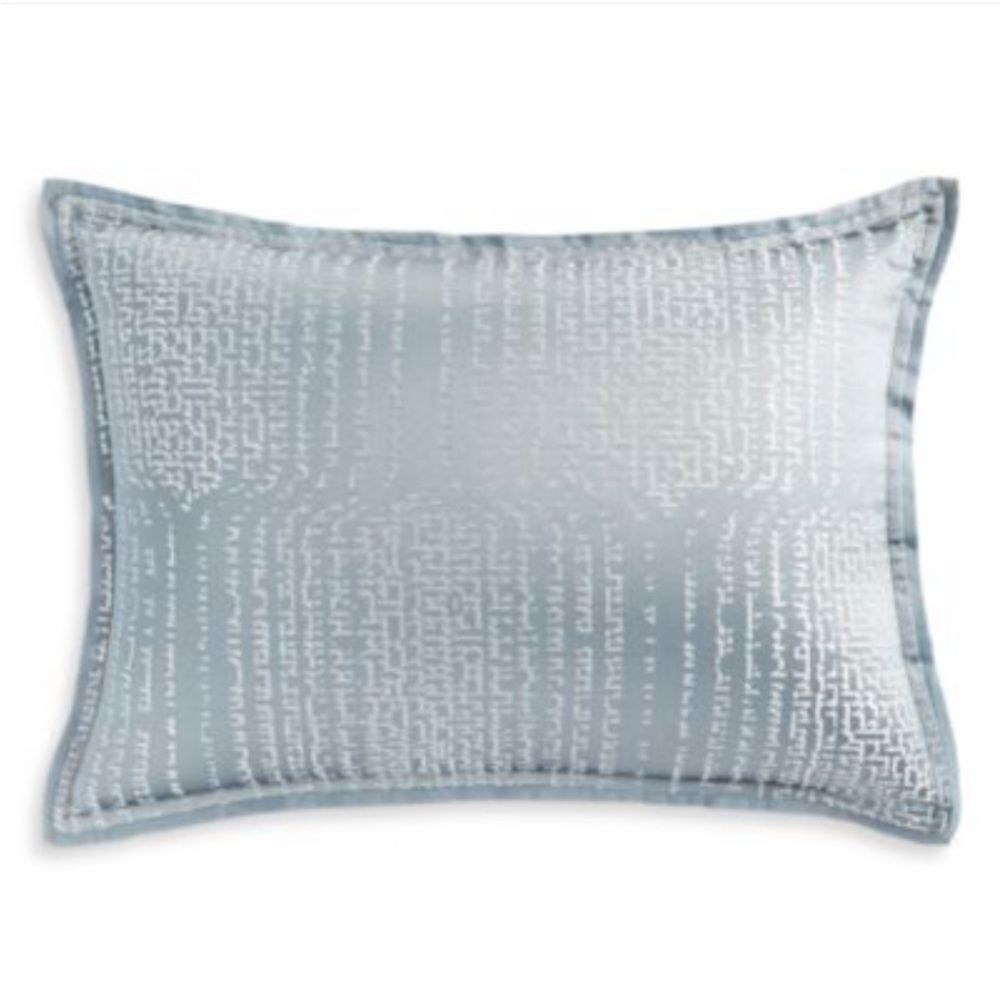 Hudson Park Collection
Faded Geometric Standard
Sham